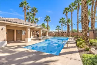 Photo #2: 2721617 Listing