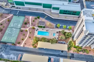 Photo #3: 2721626 Listing 