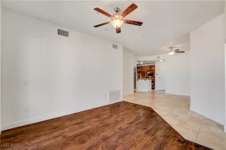 Photo #6: 2721637 Listing 