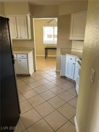 Photo #4: 2721694 Listing 