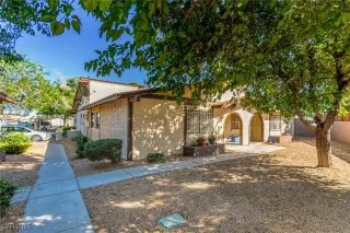 Primary Photo for MLS#: 2721702