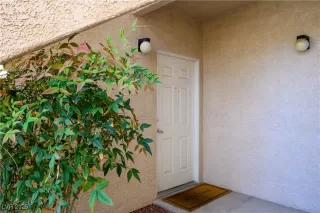 Photo #2: 2721727 Listing 