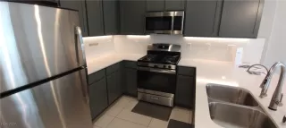 Photo #5: 2721732 Listing 