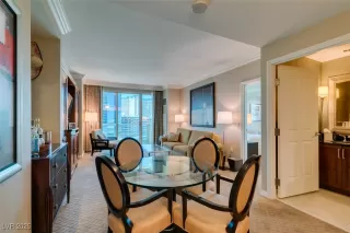 Photo #4: 2721748 Listing 