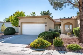 Photo #1: 2721762 Listing