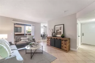 Photo #2: 2721768 Listing 