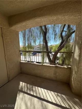 Photo #3: 2721774 Listing 