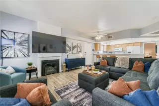 Photo #4: 2721775 Listing