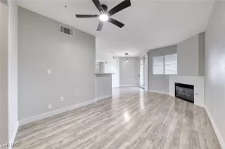 Photo #1: 2721778 Listing 