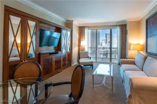 Photo #2: 2721795 Listing 