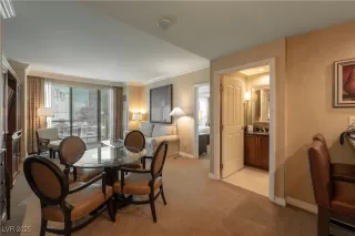 Photo #5: 2721795 Listing 