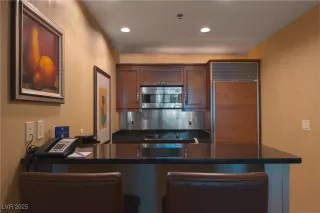 Photo #6: 2721795 Listing 