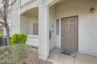 Browse active condo listings in GOWAN CLIFF SHADOWS