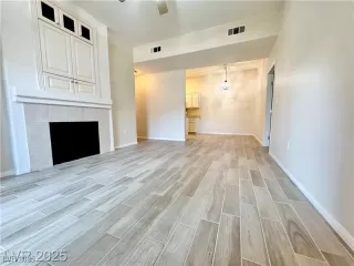 Photo #3: 2721798 Listing 