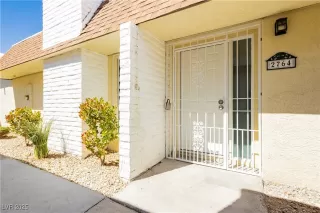 Photo #1: 2721810 Listing 