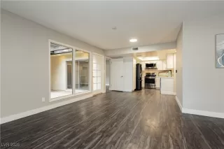 Photo #6: 2721810 Listing 