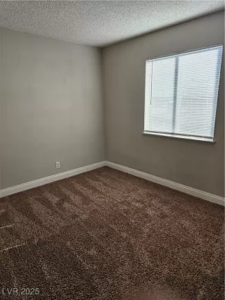 Photo #3: 2721845 Listing 