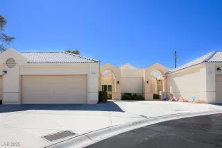 Photo #1: 2721898 Listing 