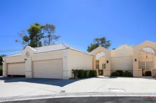 Photo #2: 2721898 Listing 