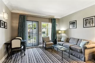 Photo #5: 2721907 Listing 