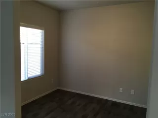 Photo #3: 2721911 Listing 