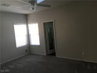 Photo #6: 2721911 Listing 