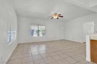 Photo #1: 2721939 Listing 