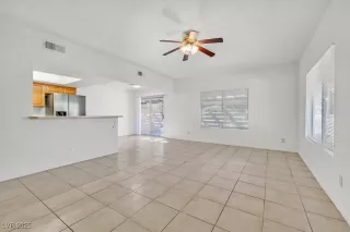 Photo #2: 2721939 Listing 