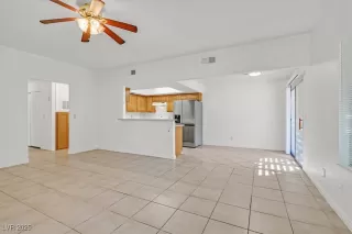 Photo #3: 2721939 Listing 