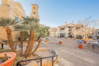 Photo #1: 2721949 Listing