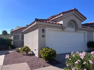 Photo #2: 2721971 Listing 