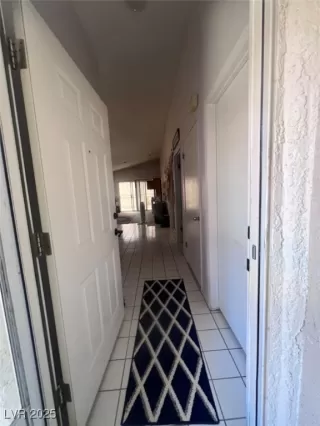 Photo #4: 2721971 Listing 