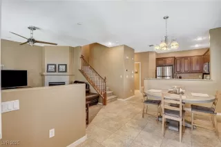 Photo #2: 2721983 Listing 