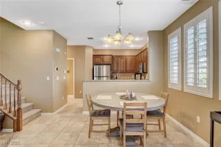 Photo #3: 2721983 Listing 