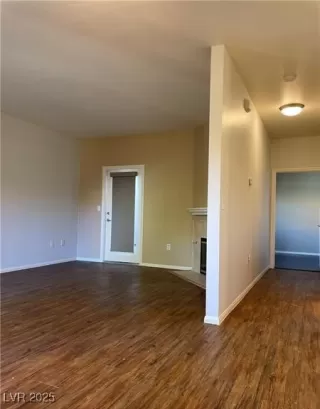 Photo #5: 2721993 Listing 