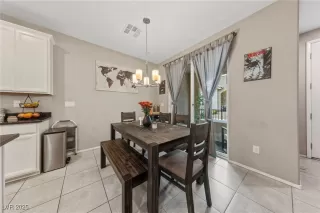 Photo #4: 2721995 Listing 