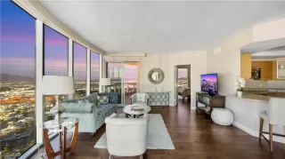 Photo #4: 2722014 Listing 