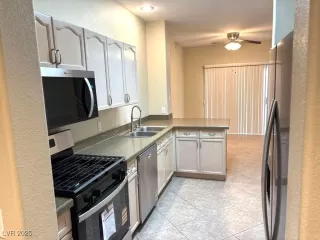 Photo #3: 2722020 Listing 