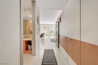 Photo #1: 2722022 Listing 