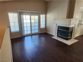 Photo #5: 2722024 Listing 