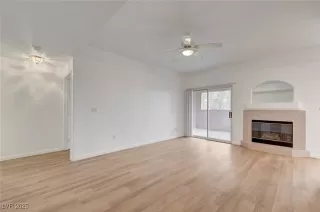 Photo #6: 2722031 Listing