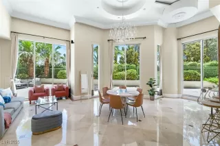 Photo #1: 2722042 Listing 