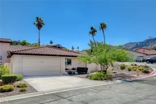 Click for more information on MLS # 2722045 : 439 COLUMBIA COURT More Details about MLS # 2722045 : 439 COLUMBIA COURT