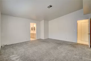 Photo #4: 2722045 Listing 