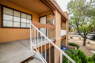 Photo #1: 2722087 Listing 