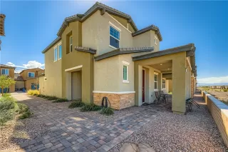 Photo #1: 2722116 Listing 