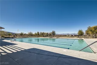 Photo #3: 2722116 Listing 