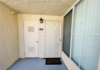 Photo #6: 2722120 Listing 