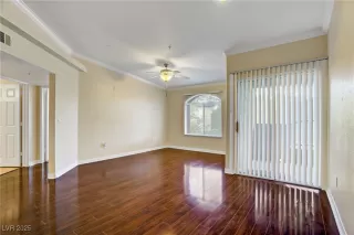 Photo #4: 2722128 Listing 