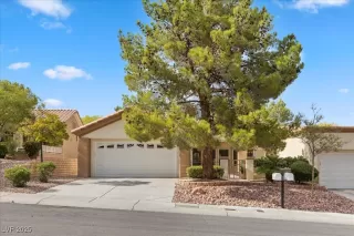 Photo #2: 2722148 Listing